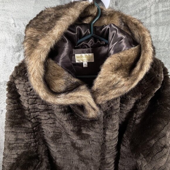 Monique Collection Coat Womens XL Brown Faux Fur Hooded Satin Lined Hook Closure - Picture 4 of 14
